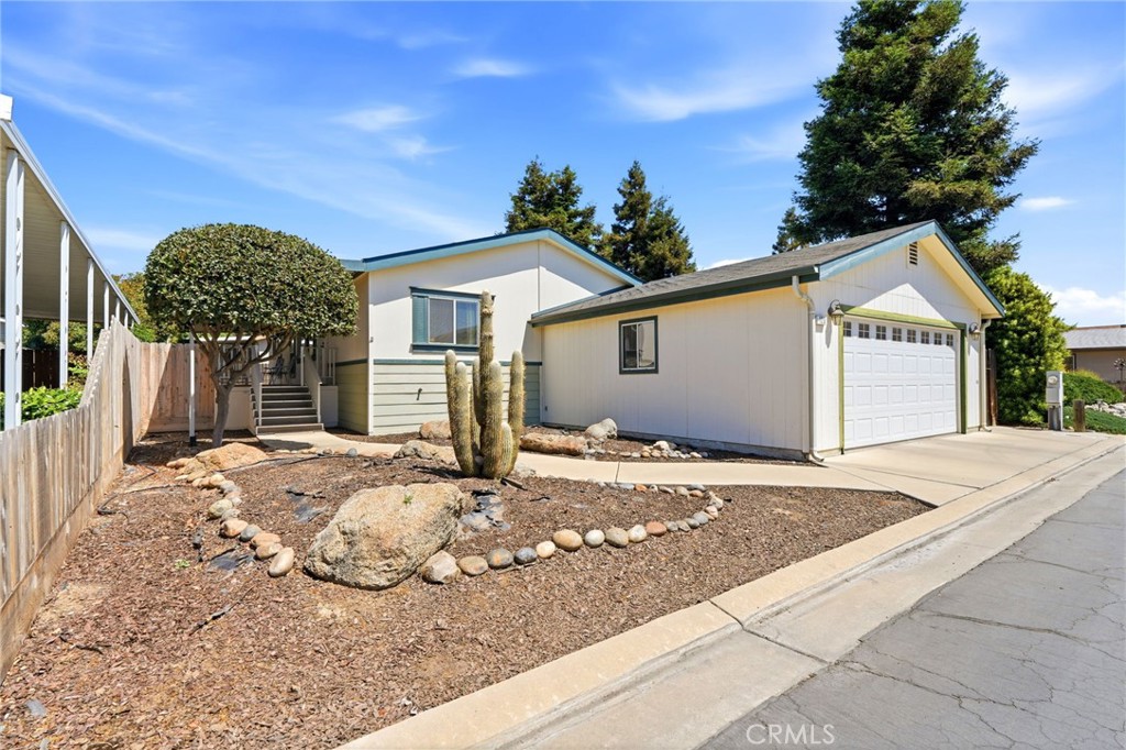 100 S Westwood St #129, Porterville, CA 93257