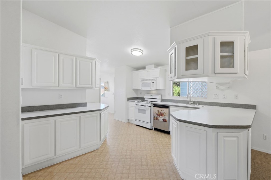 100 S Westwood St #129, Porterville, CA 93257