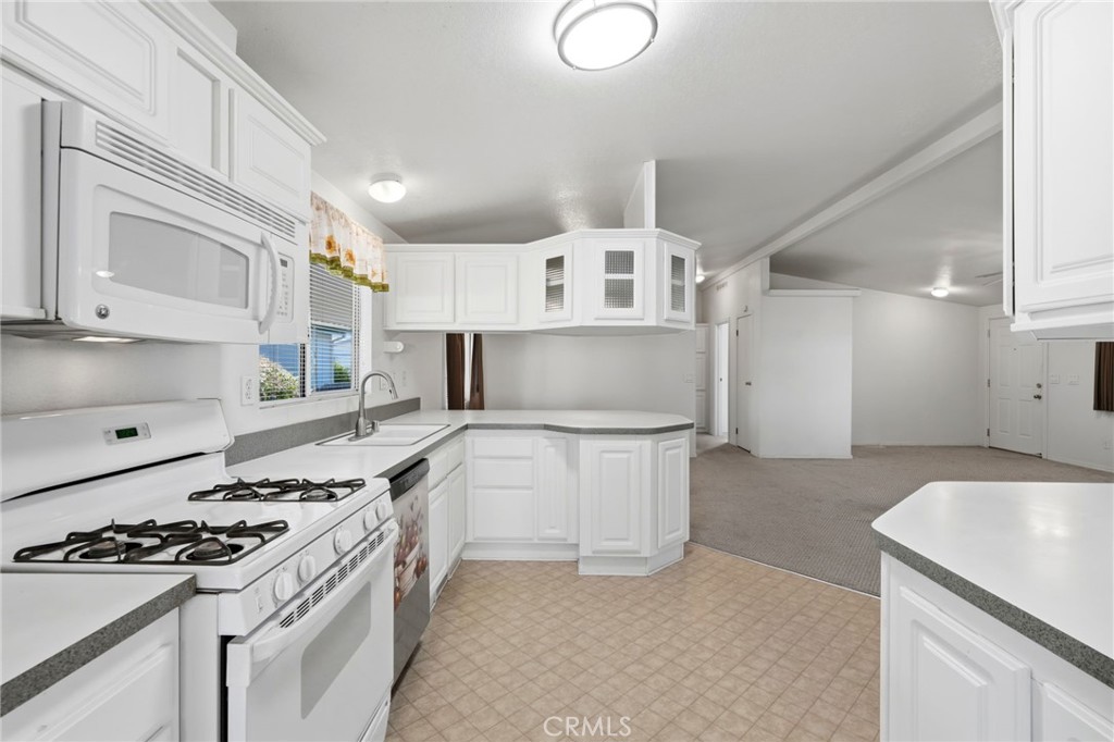 100 S Westwood St #129, Porterville, CA 93257