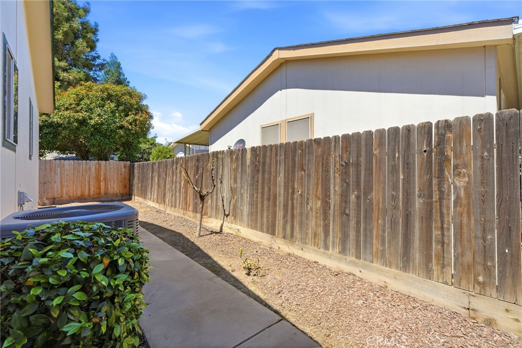 100 S Westwood St #129, Porterville, CA 93257