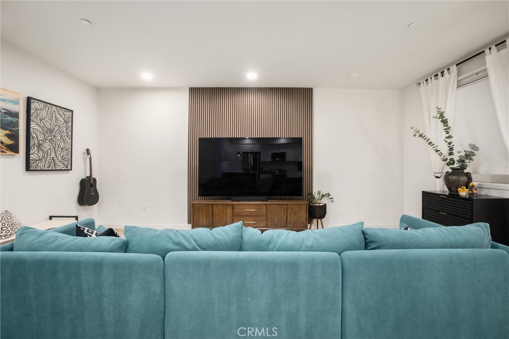 2475 Victoria, San Luis Obispo, CA 93401