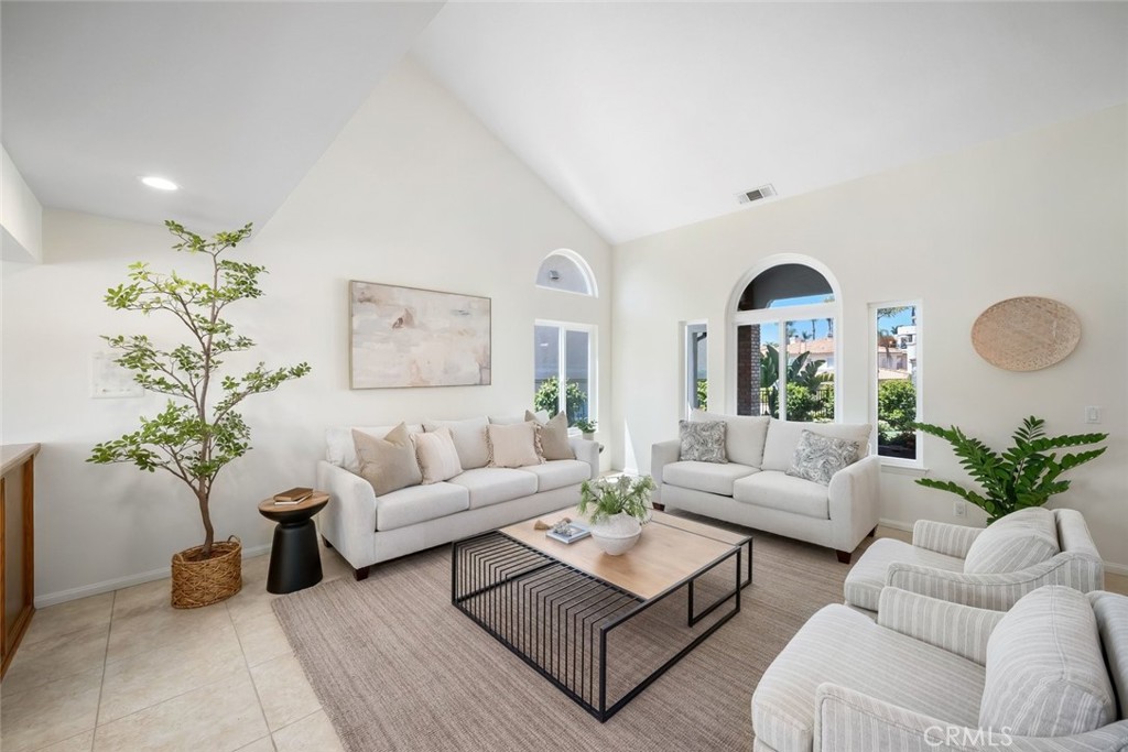 106 La Colima, Pismo Beach, CA 93449