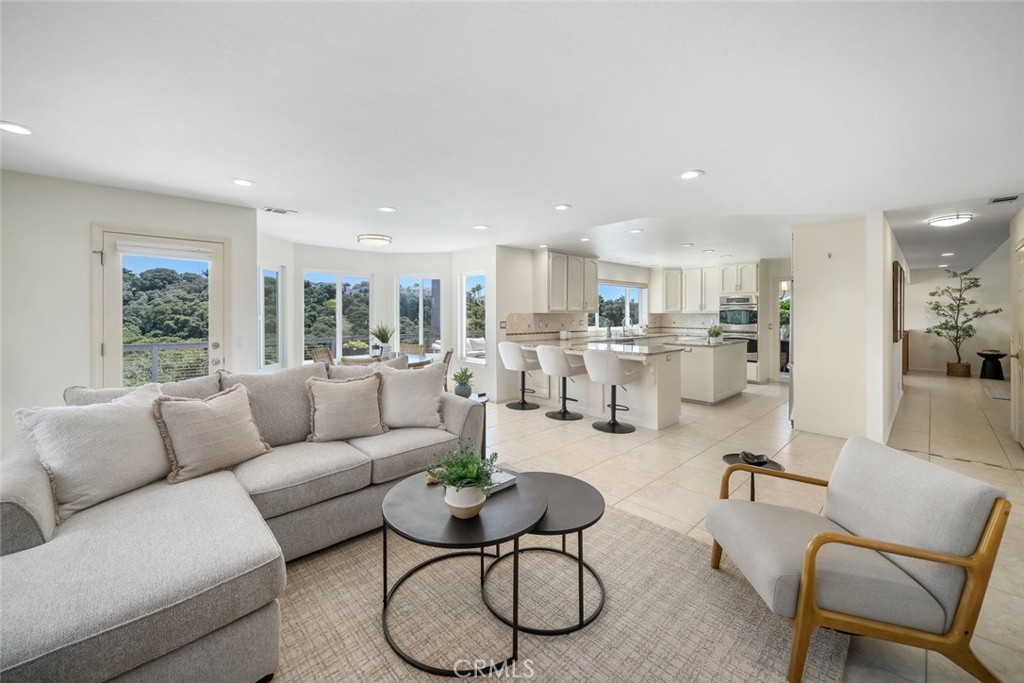 106 La Colima, Pismo Beach, CA 93449