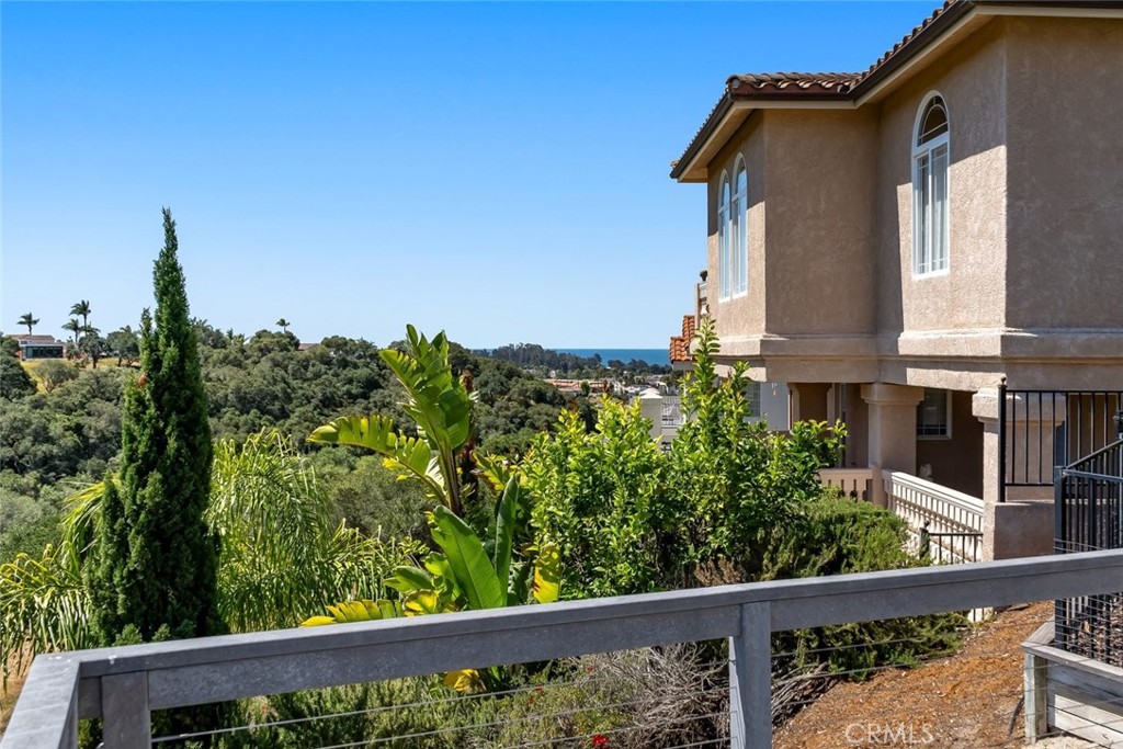 106 La Colima, Pismo Beach, CA 93449