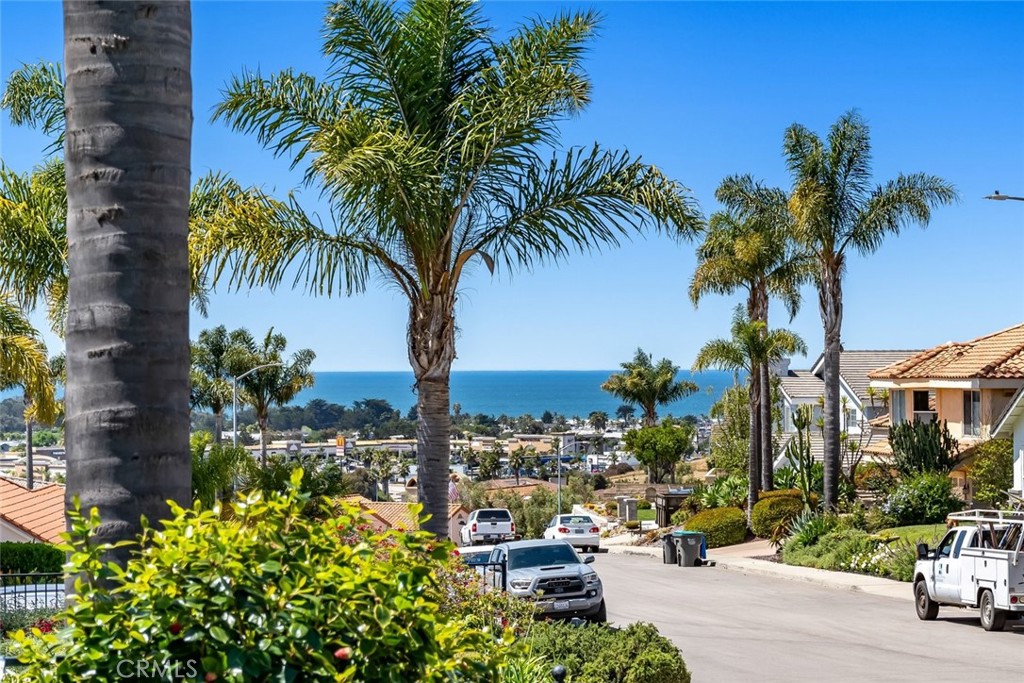 106 La Colima, Pismo Beach, CA 93449