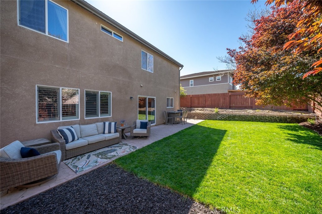 902 Larable Ct, Paso Robles, CA 93446