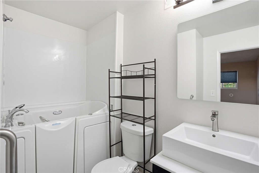 1740 Westfield Rd, Paso Robles, CA 93446