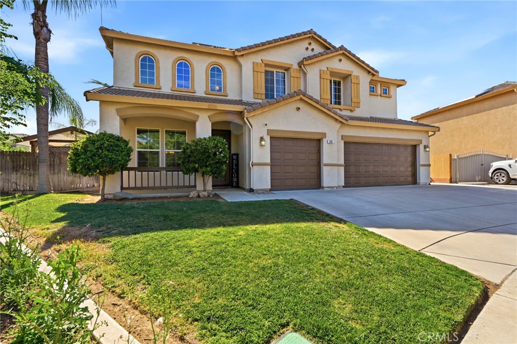 295 Johnson Ct, Tulare, CA 93274