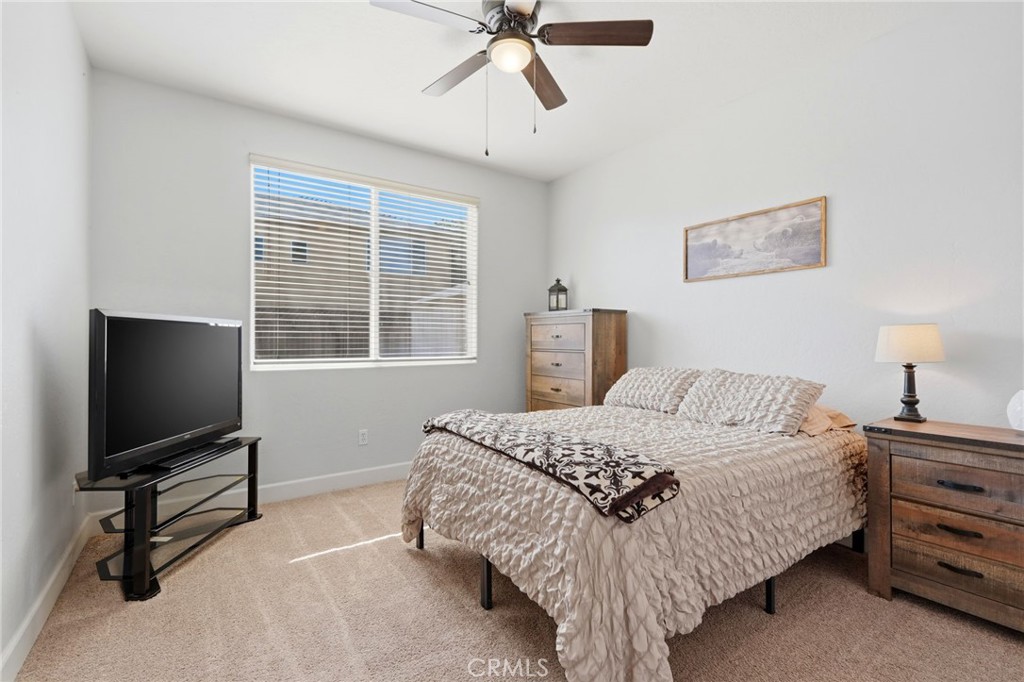 295 Johnson Ct, Tulare, CA 93274