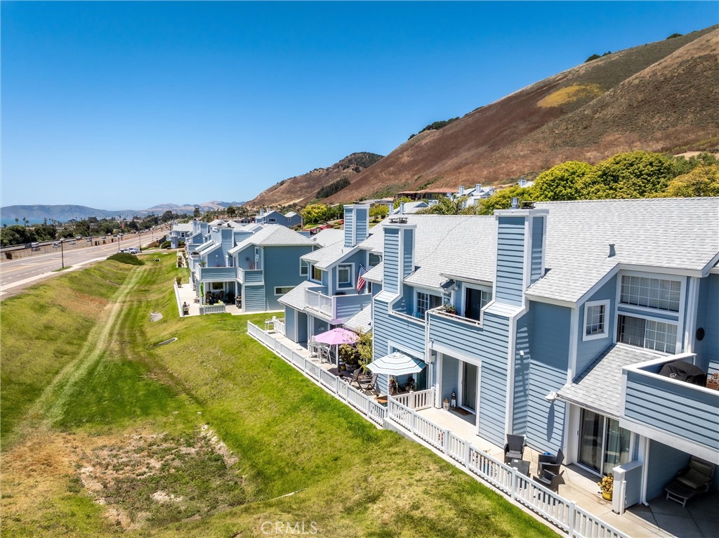 320 Foothill Rd, Pismo Beach, CA 93449