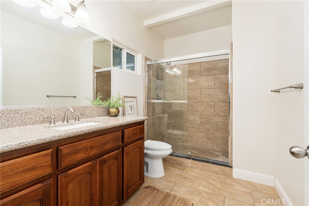 4670 N Constance, Fresno, CA 93722