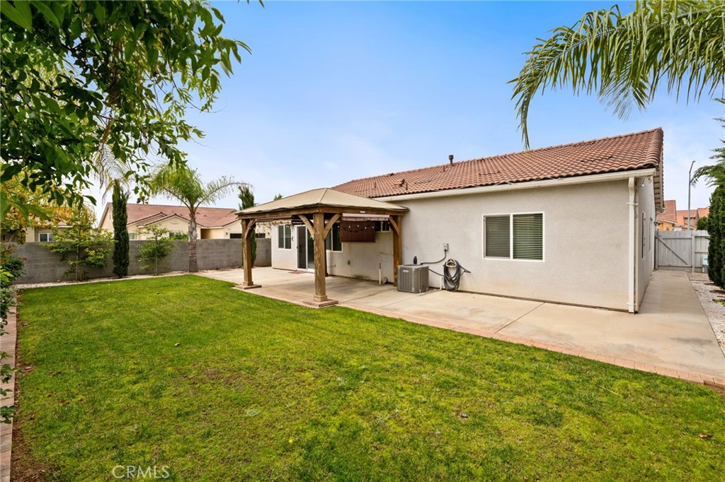 4670 N Constance, Fresno, CA 93722