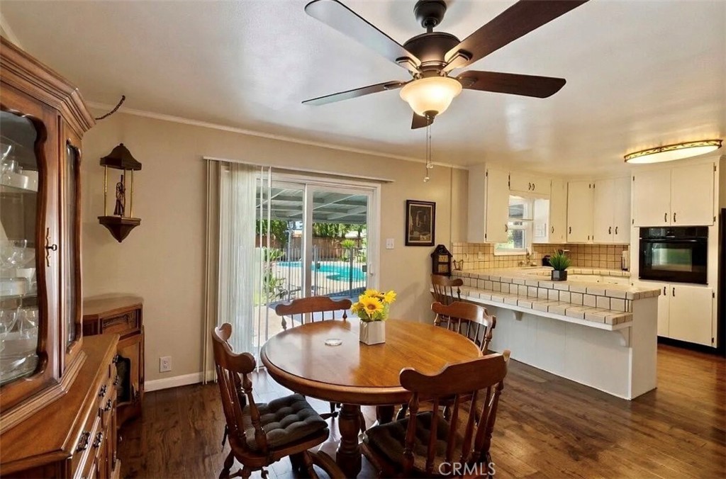 494 E Merritt Ave, Tulare, CA 93274