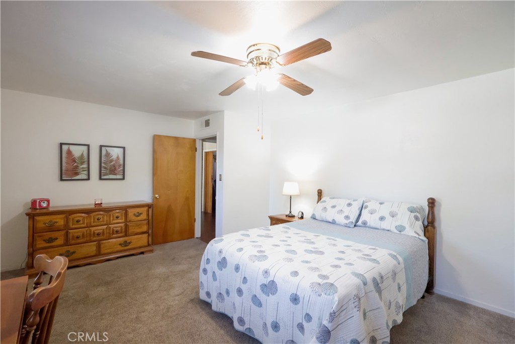 494 E Merritt Ave, Tulare, CA 93274