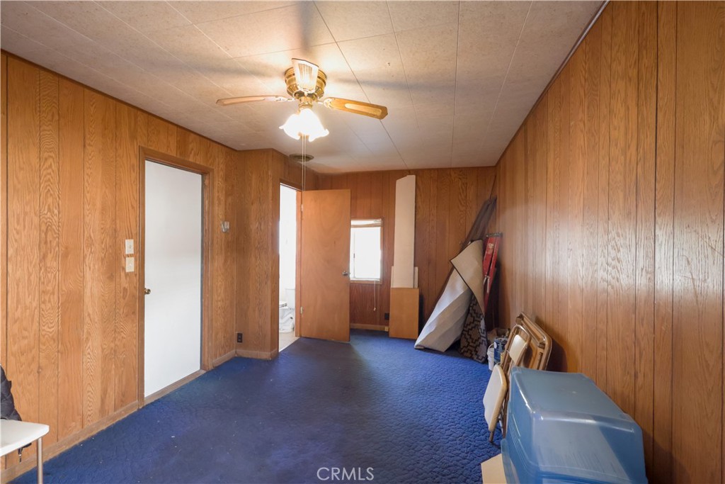 494 E Merritt Ave, Tulare, CA 93274