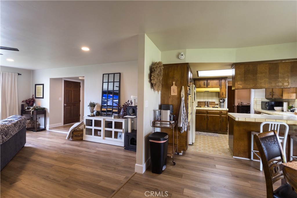 1431 E Boyer Dr, Tulare, CA 93274