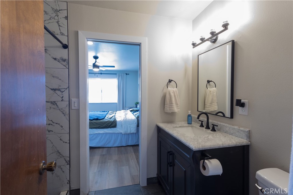 1431 E Boyer Dr, Tulare, CA 93274