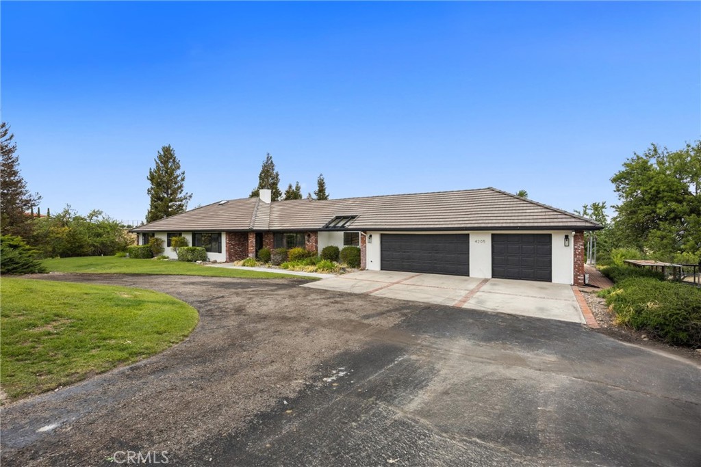 4205 High Grove Road, Templeton, CA 93465