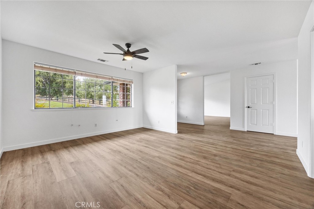 4205 High Grove Road, Templeton, CA 93465