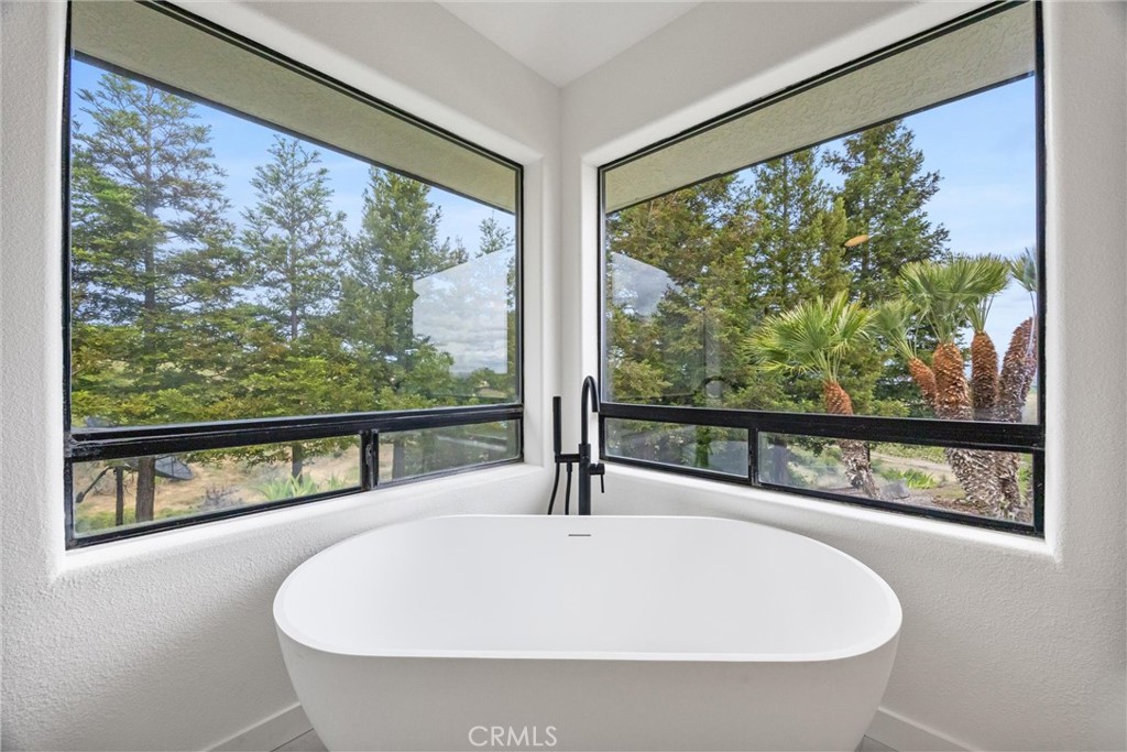 4205 High Grove Road, Templeton, CA 93465