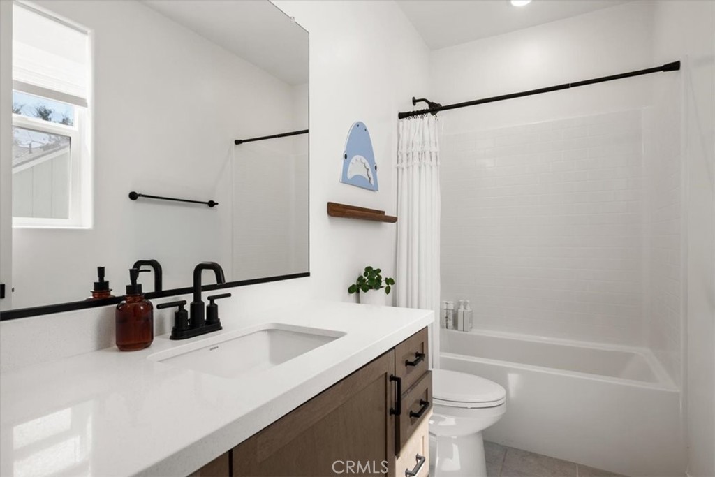 905 Madonna Rd #39, San Luis Obispo, CA 93405