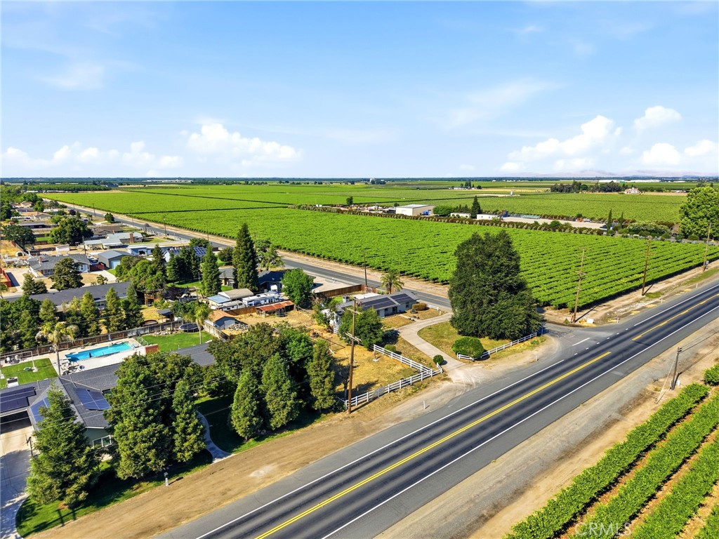 12586 Avenue 232, Tulare, CA 93274