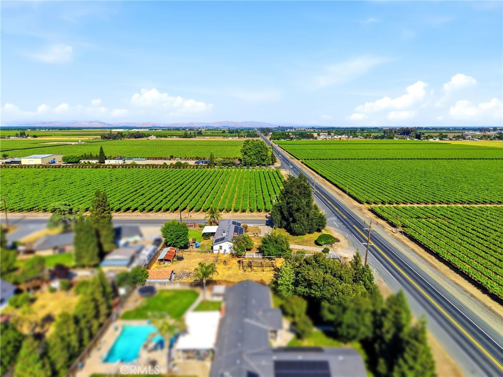 12586 Avenue 232, Tulare, CA 93274