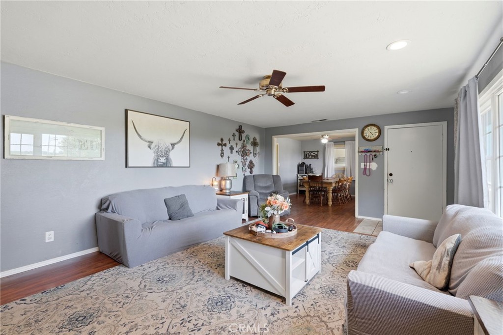 12586 Avenue 232, Tulare, CA 93274