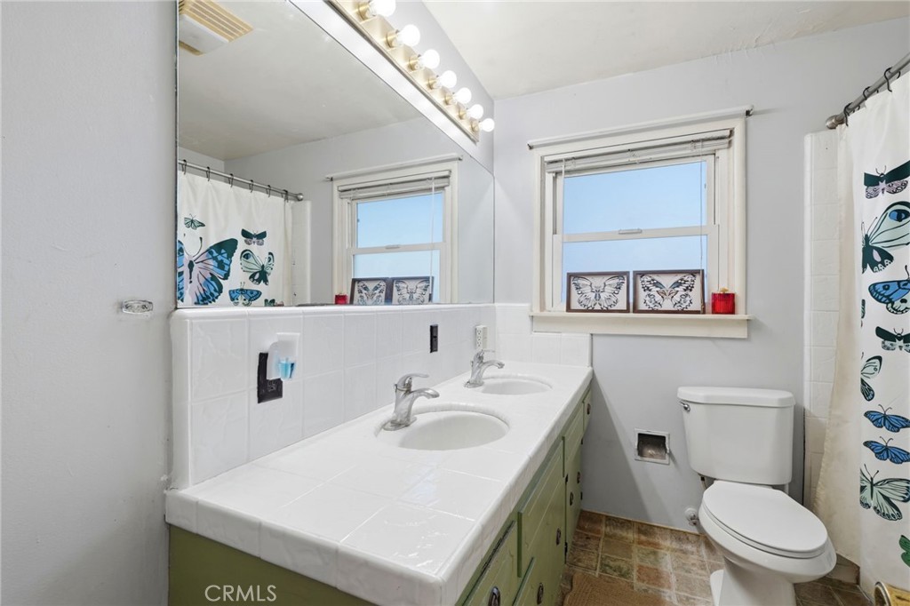 12586 Avenue 232, Tulare, CA 93274