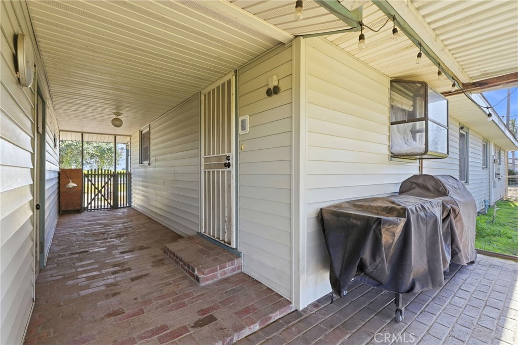 12586 Avenue 232, Tulare, CA 93274