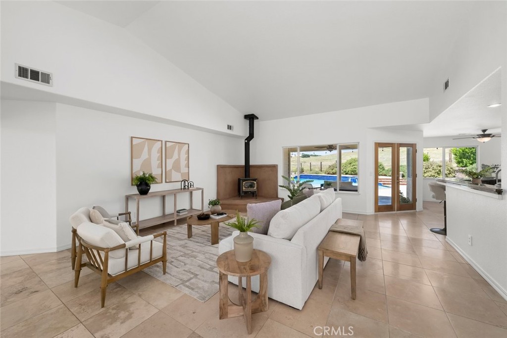1590 Shiloh Pl, Templeton, CA 93465