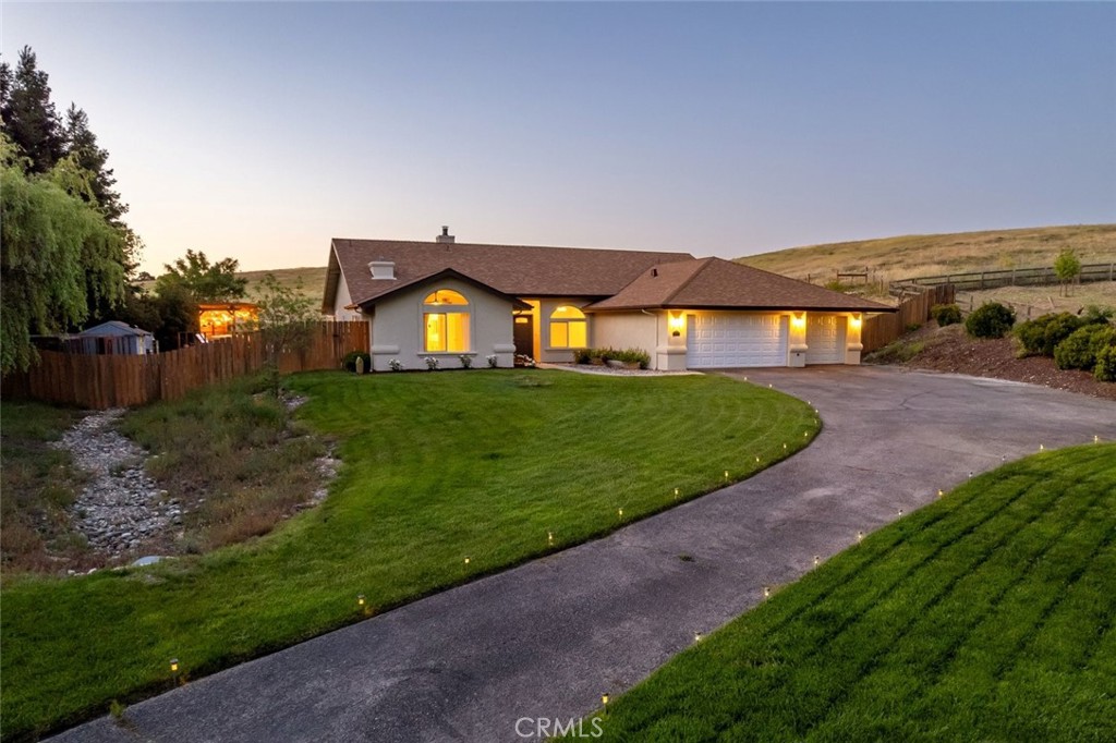 1590 Shiloh Pl, Templeton, CA 93465