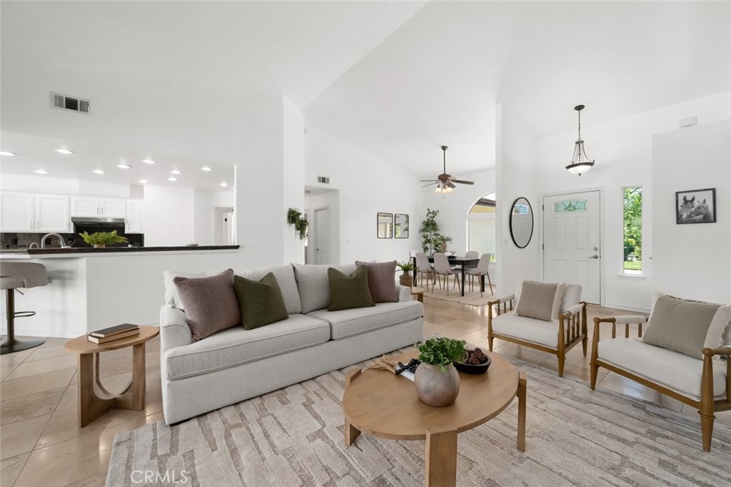 1590 Shiloh Pl, Templeton, CA 93465