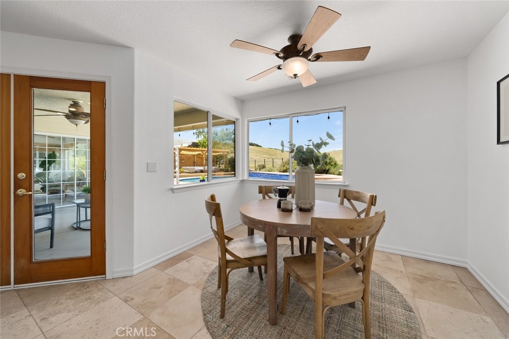 1590 Shiloh Pl, Templeton, CA 93465
