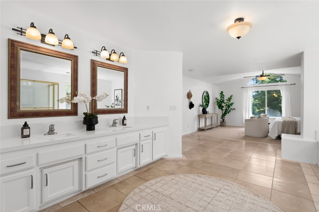 1590 Shiloh Pl, Templeton, CA 93465