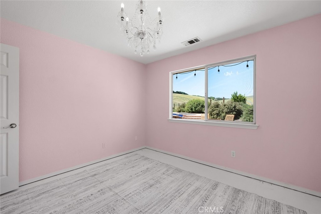 1590 Shiloh Pl, Templeton, CA 93465