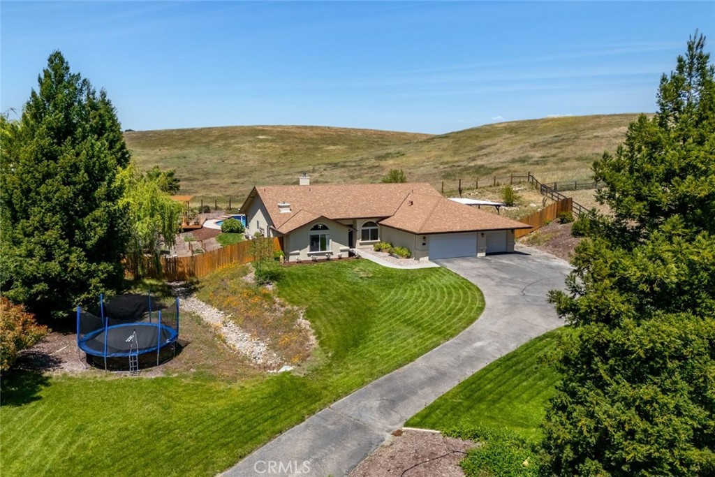 1590 Shiloh Pl, Templeton, CA 93465