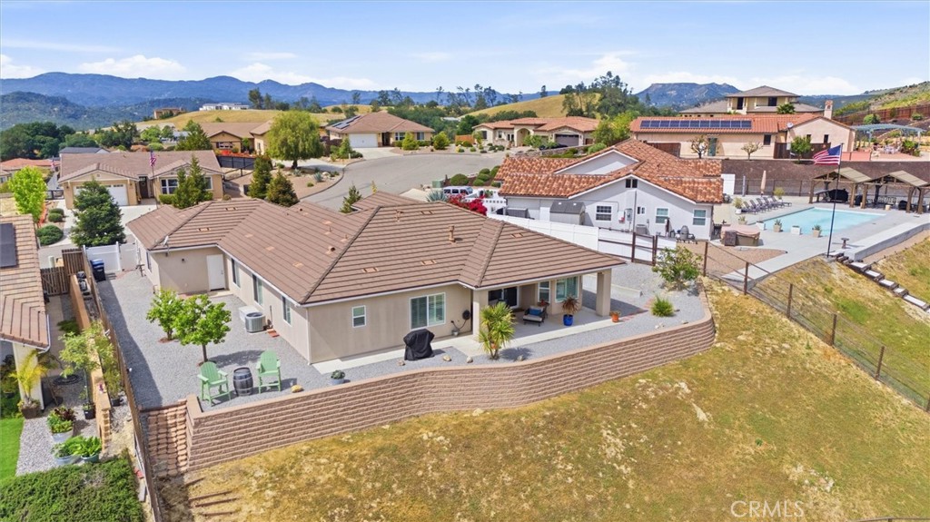 3180 Lakeside Village, Paso Robles, CA 93446