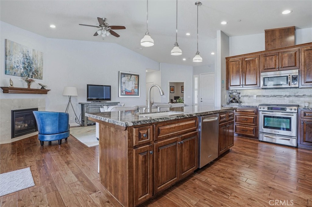 3180 Lakeside Village, Paso Robles, CA 93446