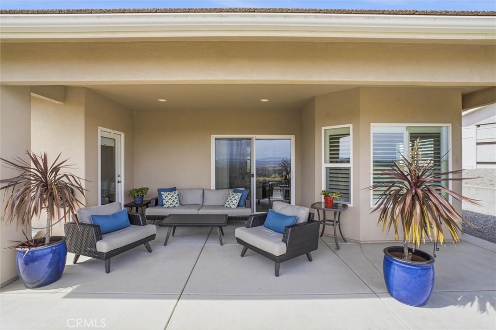 3180 Lakeside Village, Paso Robles, CA 93446