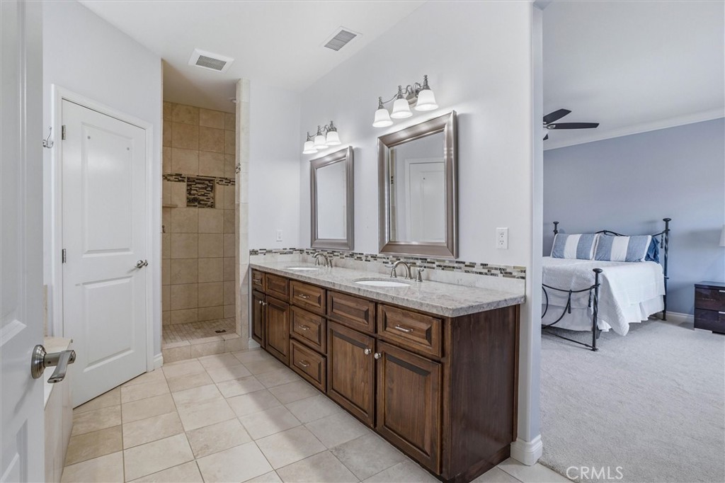 3180 Lakeside Village, Paso Robles, CA 93446