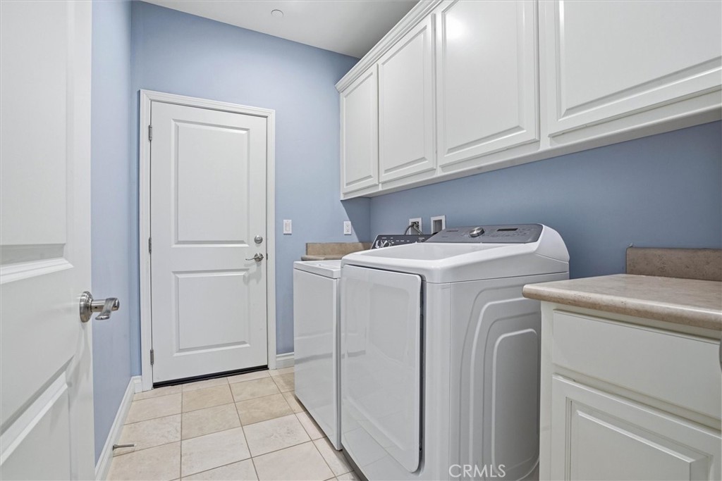 3180 Lakeside Village, Paso Robles, CA 93446