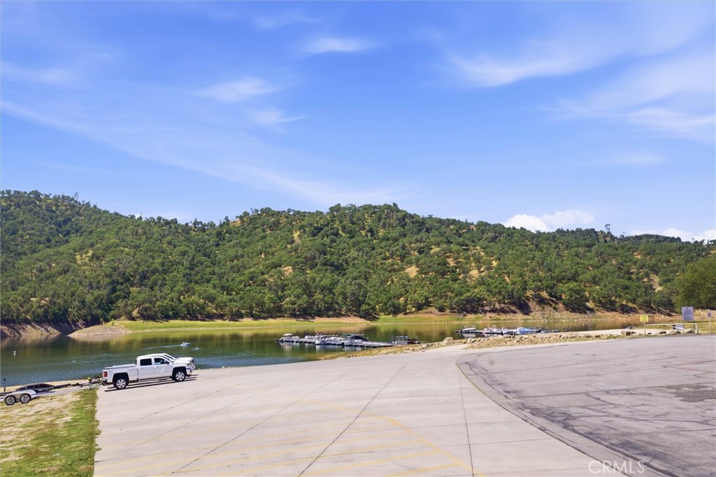 3180 Lakeside Village, Paso Robles, CA 93446
