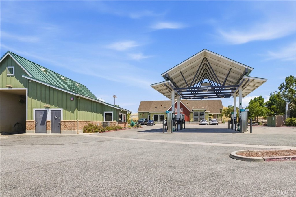 3180 Lakeside Village, Paso Robles, CA 93446