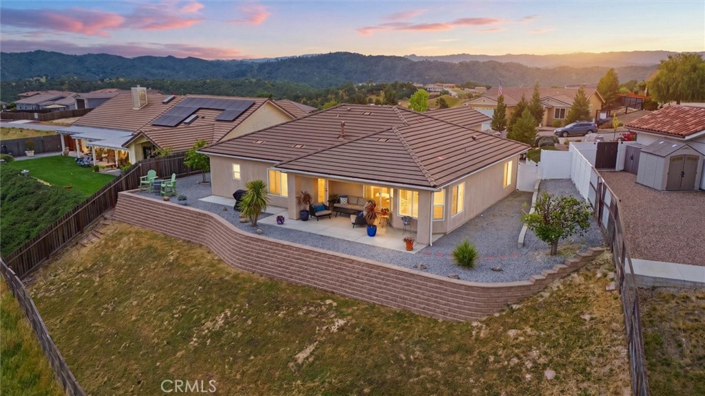 3180 Lakeside Village, Paso Robles, CA 93446