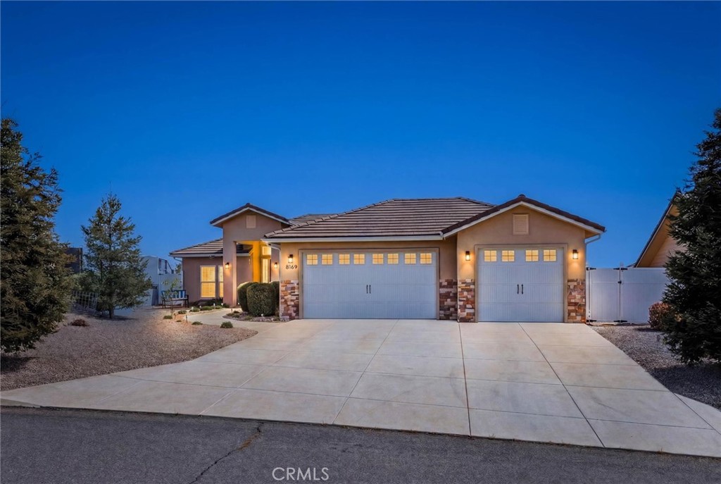 3180 Lakeside Village, Paso Robles, CA 93446