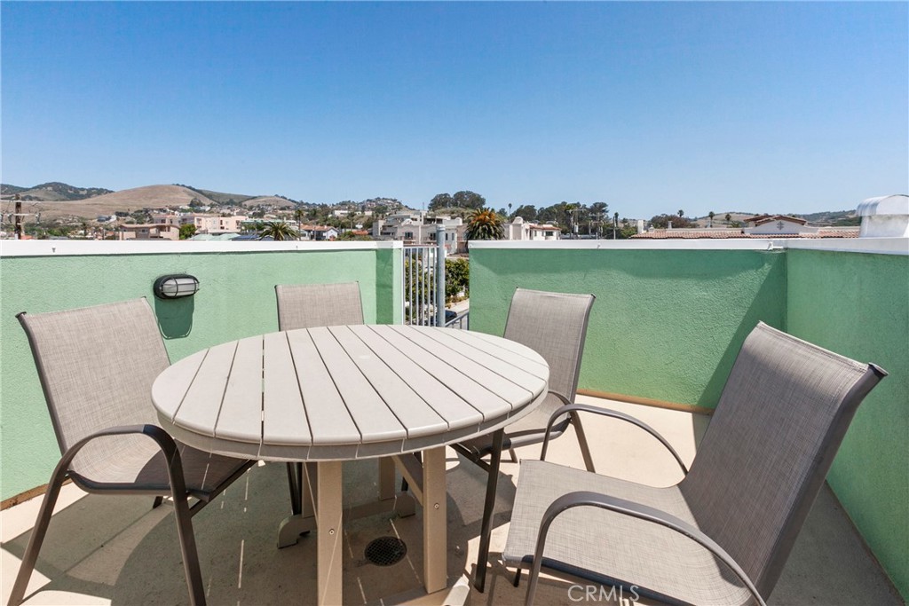493 Dolliver, Pismo Beach, CA 93449