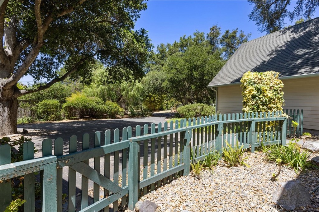 337 Squire Canyon Rd, San Luis Obispo, CA 93401