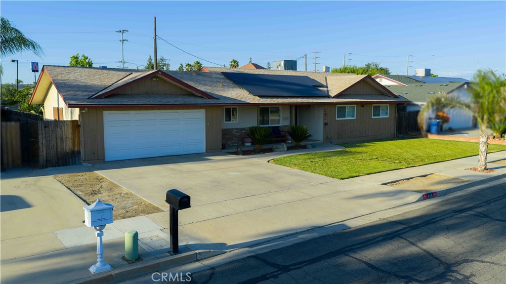916 E Royal Ann, Tulare, CA 93274
