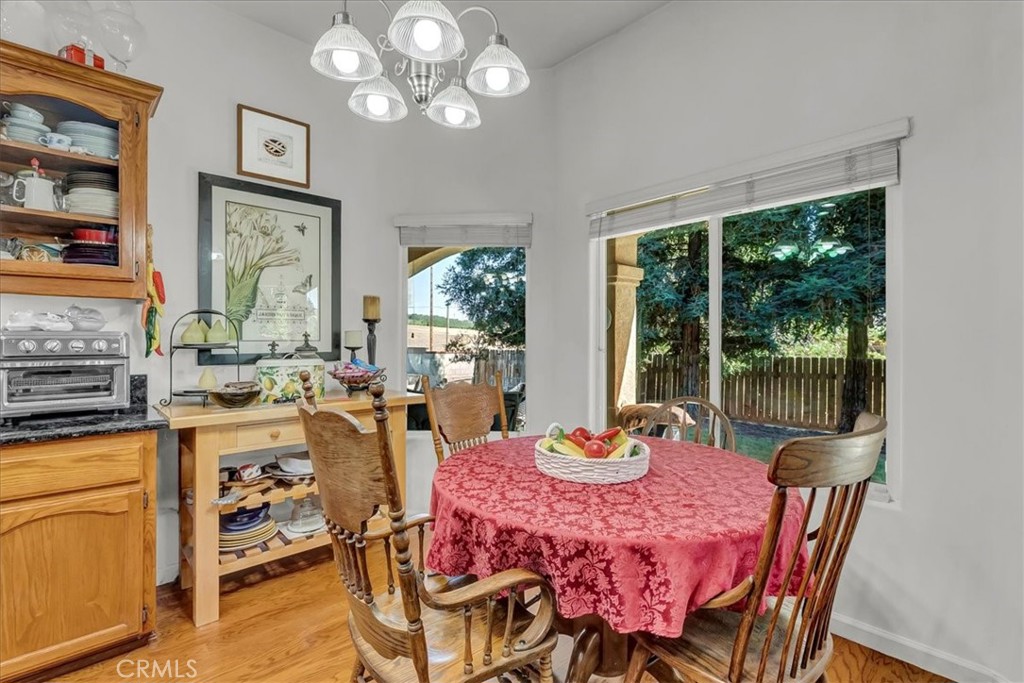 1189 E Fairhaven Ct, Porterville, CA 93257